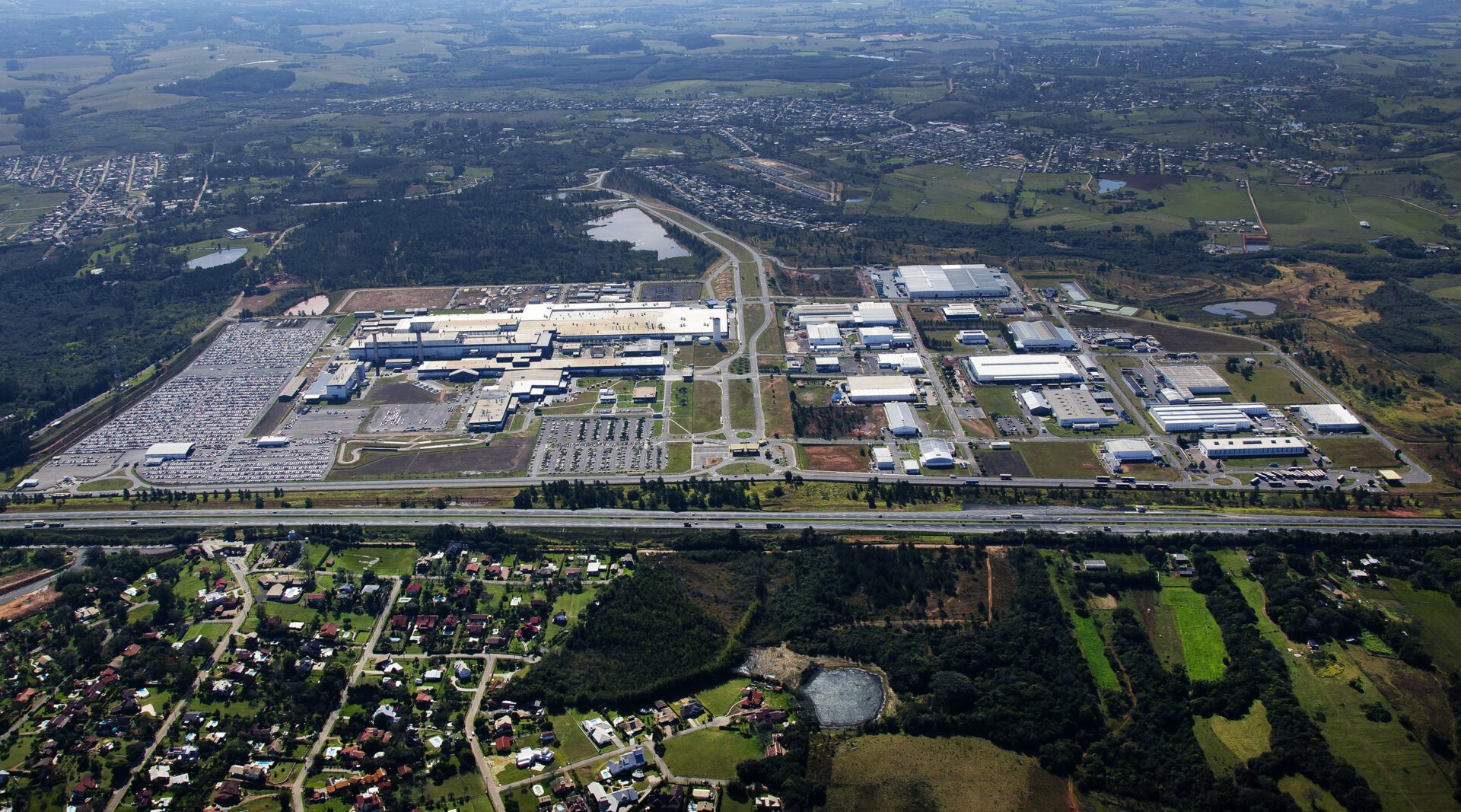 Vagas de auxiliar de produção são abertas no complexo da GM, em Gravataí