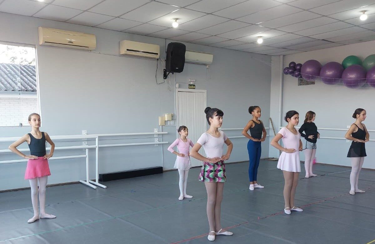 Oficina gratuita de balé clássico tem vagas abertas em Gravataí