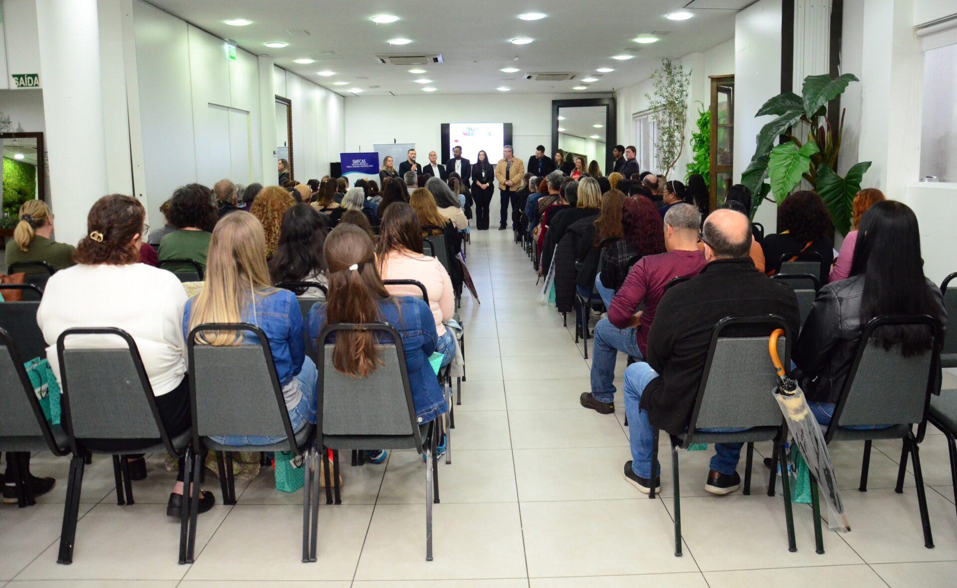 Expositores da Rua Aberta participam de workshop em Gravataí
