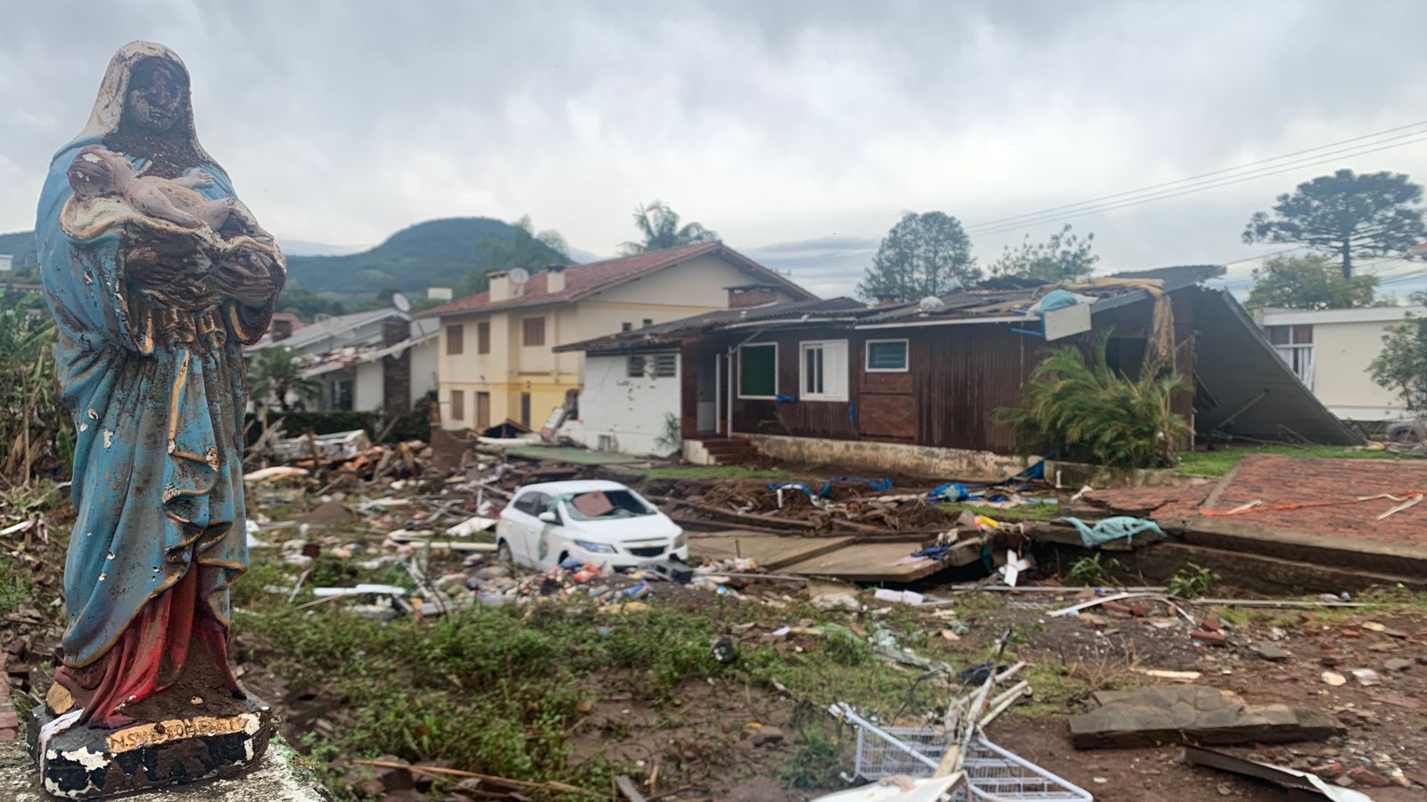 Governo do RS anuncia R$ 1 bilhão em linha de financiamento para atingidos nas enchentes