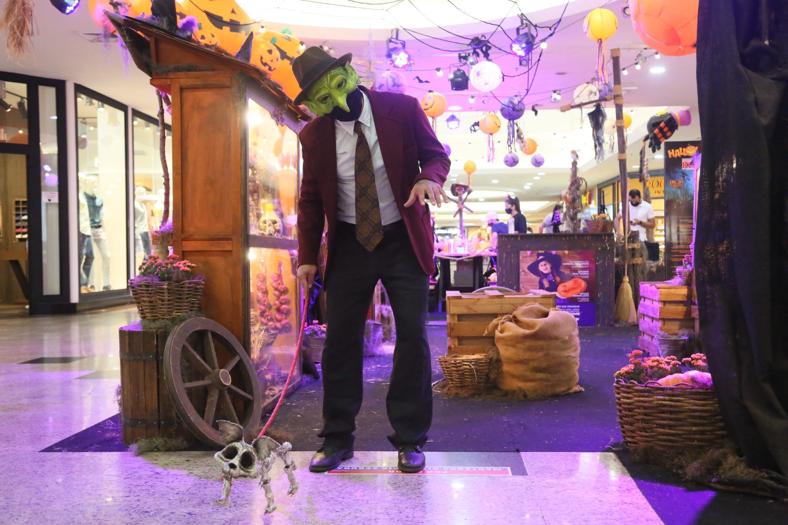 Caça aos doces e concurso de fantasia; Gravataí Shopping promove Halloween neste domingo