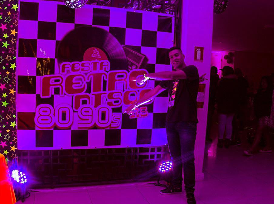 Retrodisco RS promove festa anos 80 e 90 em Gravataí