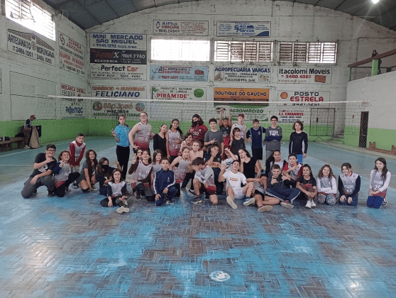 Alunos de Gravataí irão participar de competição de voleibol em Porto Alegre
