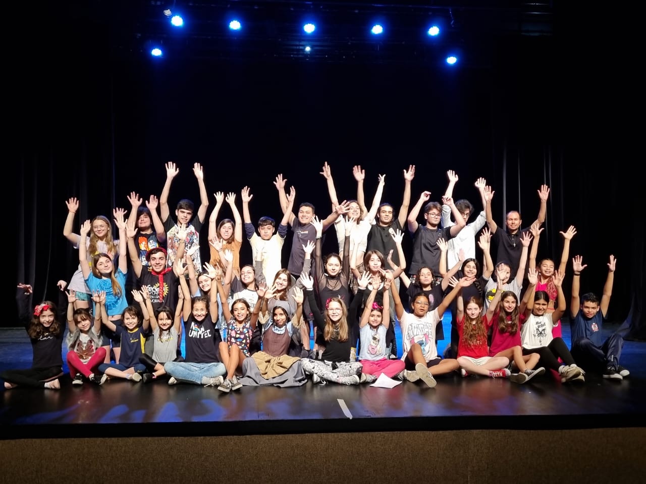 Crianças e adolescentes vão apresentar “Cinderella” e “Mamma Mia!” em Gravataí