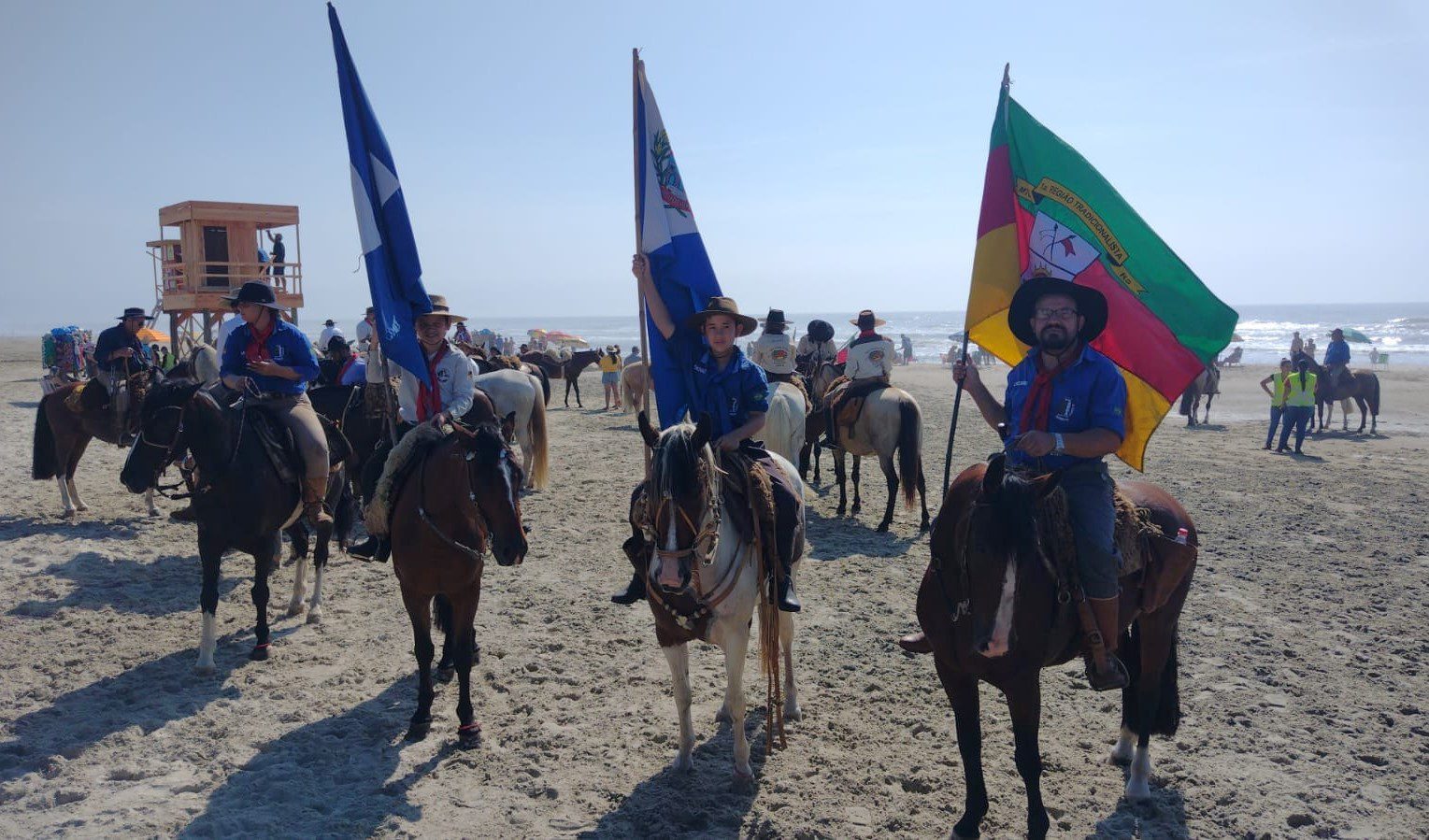 Tradicionalistas representam Cachoeirinha na 38ª Cavalgada do Mar
