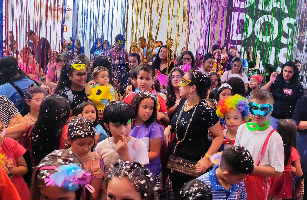 A folia vai invadir o Gravataí Shopping com os bailes de Carnaval para a criançada