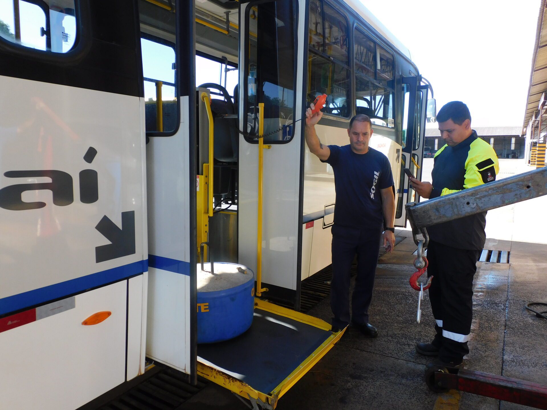 Frota de ônibus da Sogil é fiscalizada pela Prefeitura de Gravataí