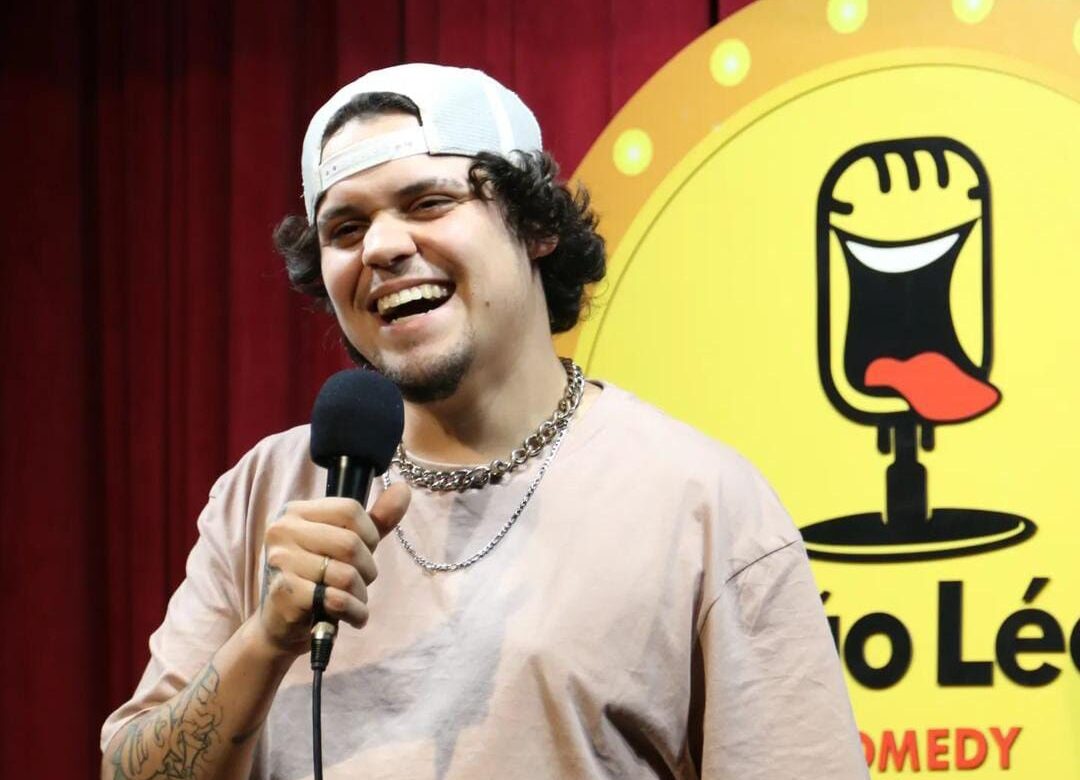 Em Cachoeirinha, humorista Guto Lima faz apresentação gratuita no Dia do Comediante