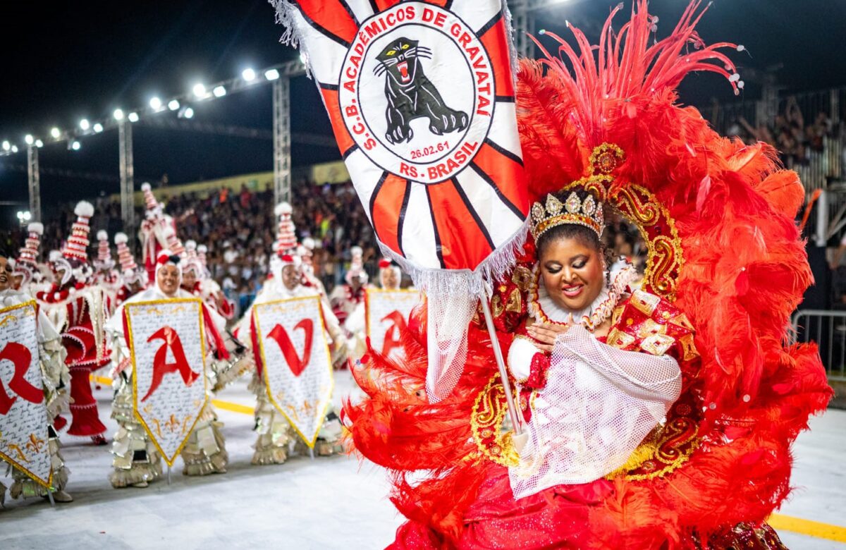 Acadêmicos de Gravataí é indicada em mais de 25 categorias de premiação carnavalesca