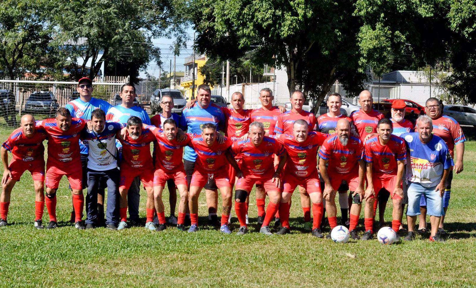 Cachoeirinha promove campeonato de futebol com atletas acima dos 50 anos