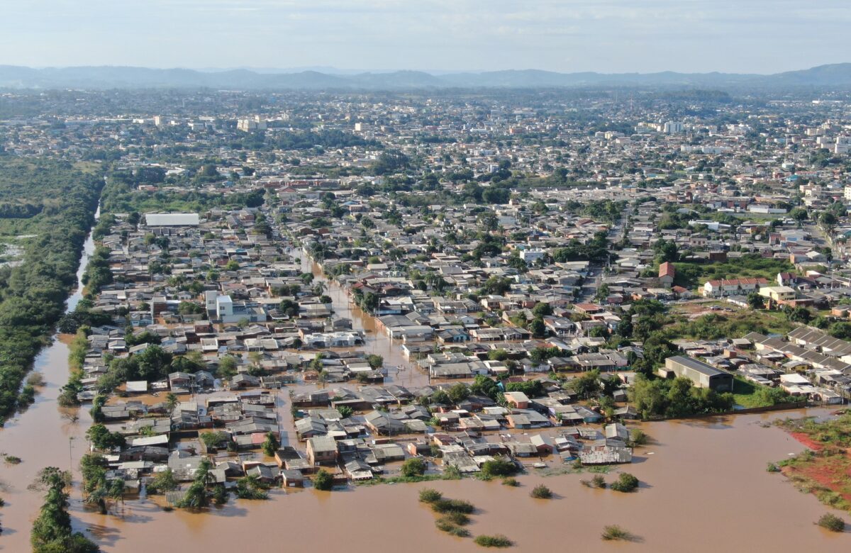 Rede presente em Gravataí, Instituto Mix lança e-book com orientações para o período pós-enchentes